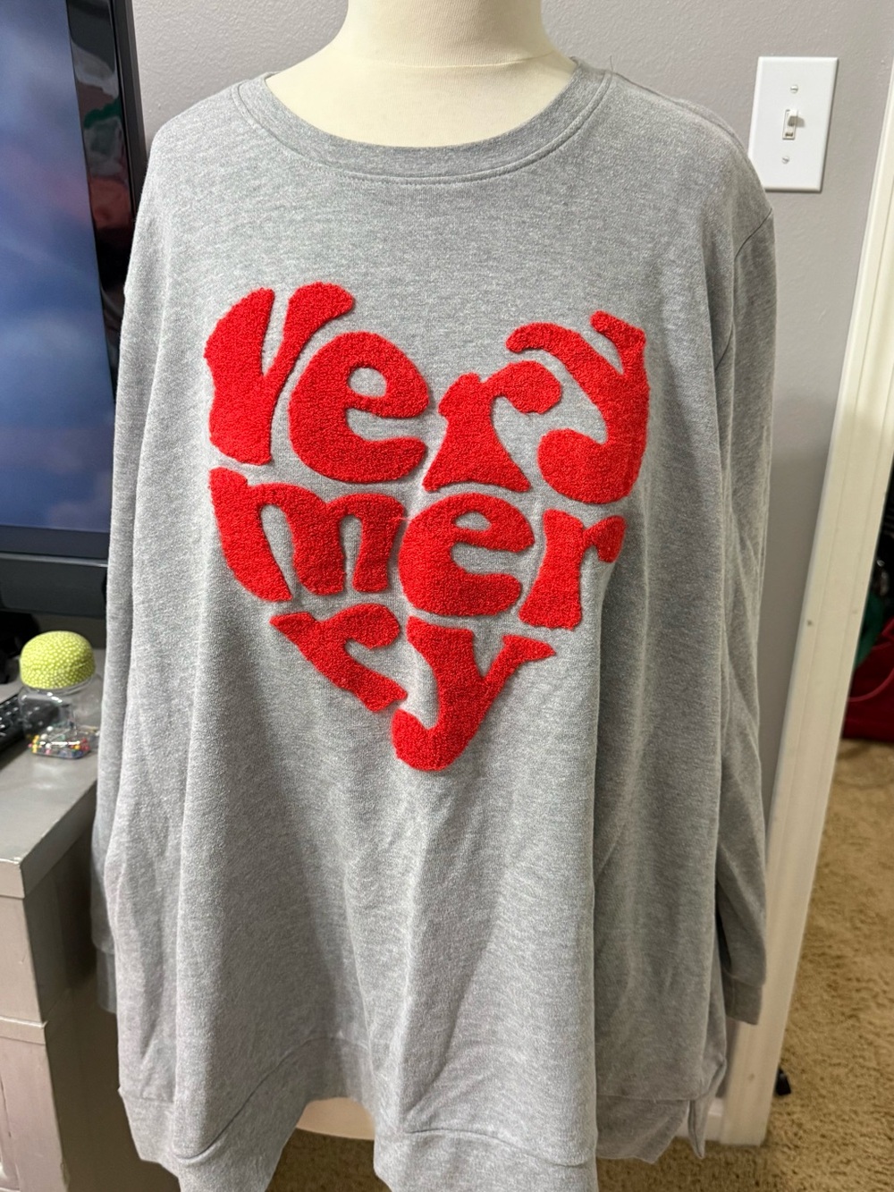 Lane Bryant 22/24 Very Merry Christmas Sweatshirt Gray Red